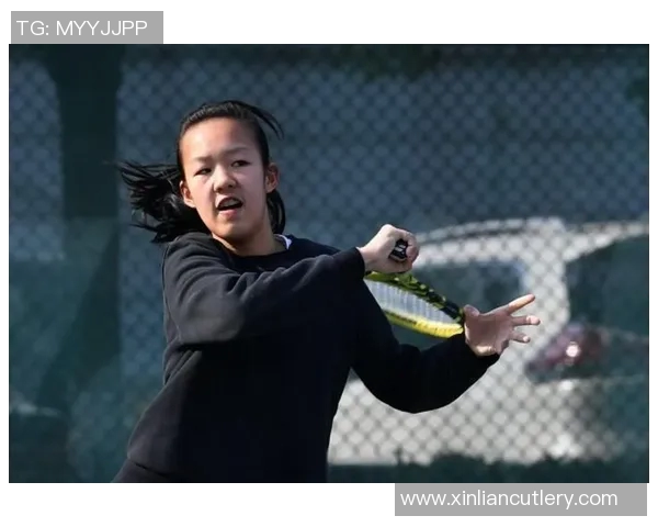 武汉网球队配合风格深度对比与战术解析 武汉网球队配合风格深度对比与战术解析