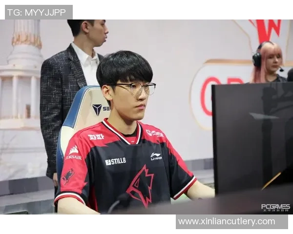 和平精英评论：FPX战队在转会期的得与失分析