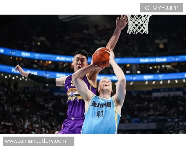 安嫩与汉密尔顿激战正酣比分揭晓引发球迷热议 安嫩与汉密尔顿激战正酣比分揭晓引发球迷热议