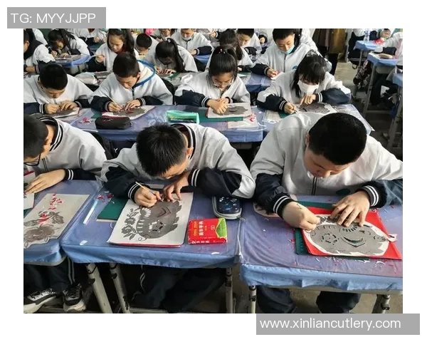 朱旭航的成长之路：从学子到行业领袖的奋斗历程与启示