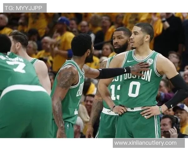 猛龙队与篮网队激战正酣谁能在这场对决中笑到最后