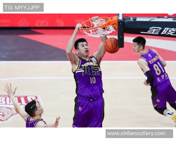 邹雨宸：从篮球新星到职业生涯的辉煌之路与挑战