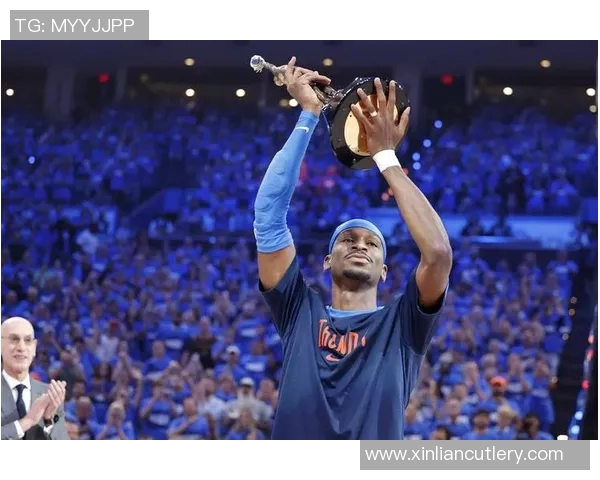 谢伊吉尔杰斯亚历山大如何引领球队走向胜利的秘诀与挑战分析 谢伊吉尔杰斯亚历山大如何引领球队走向胜利的秘诀与挑战分析