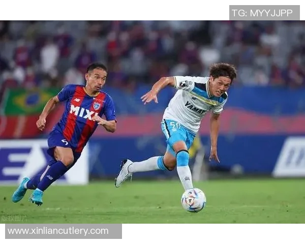 长崎航海与枥木SC的激烈对决展现足球魅力与团队精神