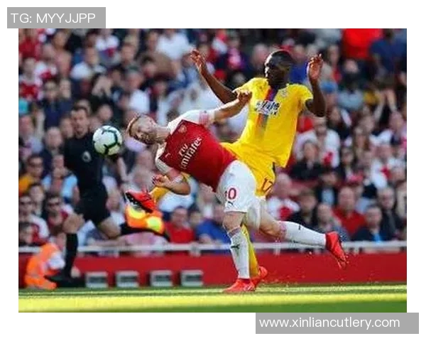 哈德斯菲尔德主场迎战阿森纳争夺英超宝贵积分的激烈对决