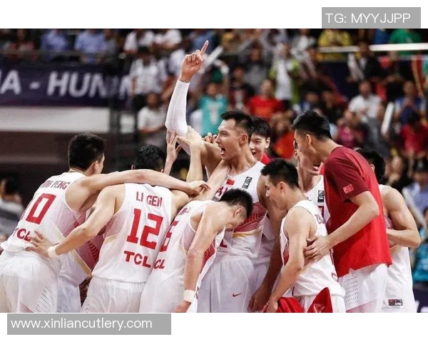 皇家社会与希洪激战正酣比分揭晓引发球迷热议