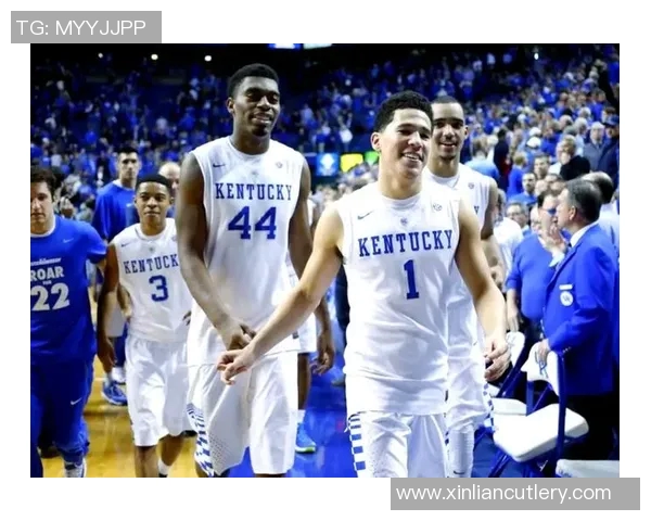 马尚布鲁克斯的篮球之路与成就探索:从新秀到明星的蜕变历程 马尚布鲁克斯的篮球之路与成就探索:从新秀到明星的蜕变历程