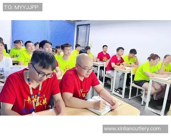 于德豪的创新之路:从普通学子到科技领军人物的成长故事 于德豪的创新之路:从普通学子到科技领军人物的成长故事