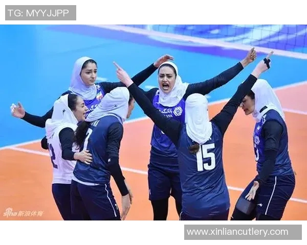 伊朗女排迎战澳大利亚队展开激烈角逐力争在国际赛场上取得佳绩 伊朗女排迎战澳大利亚队展开激烈角逐力争在国际赛场上取得佳绩