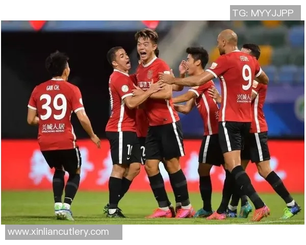 瓜达拉与阿特拉斯比赛因天气原因延期球迷期待新赛程安排 瓜达拉与阿特拉斯比赛因天气原因延期球迷期待新赛程安排